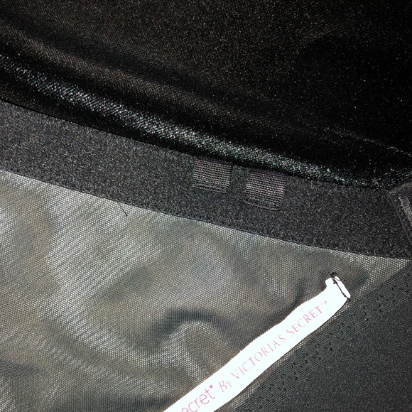 Leopard print satin smooth low back bustier. 

Excellent condition, no stains. - Picture 12 of 12